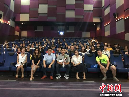 ����ʮ�����ɶ�·�݌��ݹ��³��Z��Ʊ��ȫ����ٛ