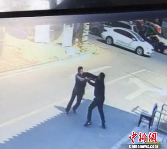 ���wһ���ˆT��ͣ܇���M�m���򱣰������Q������