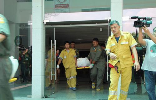 ����һ��W�l�������� �v������2��ͬ�º�����