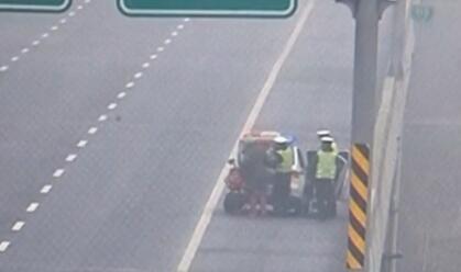 �����T������܇�ؼ��^�꣬һ��(g��)�º�l(f��)�F(xi��n)������