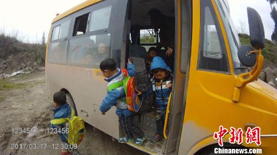 �Ĵ��_�ݲ�@����У܇���س��T����Σ�U�{񂰸