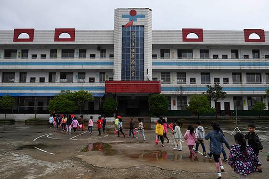 ����һС�l���߳�21λ��ʿ����Tʿ �к��ؼ�?